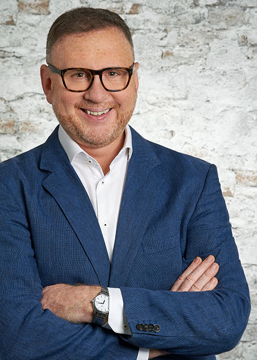 Dr. Adrian Stoenescu